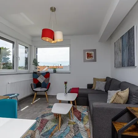 Sabena With Private Whirlpool Апартаменты Пореч