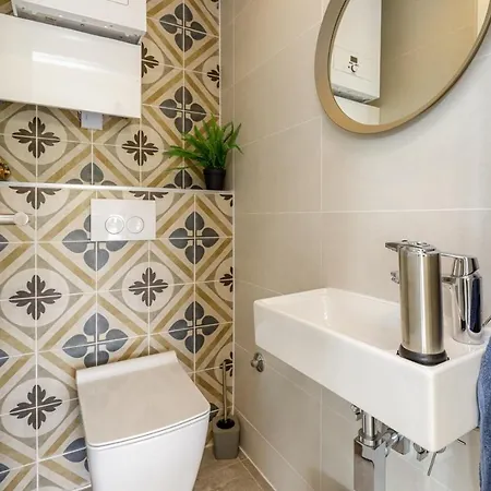 Sabena With Private Whirlpool Апартаменты Пореч