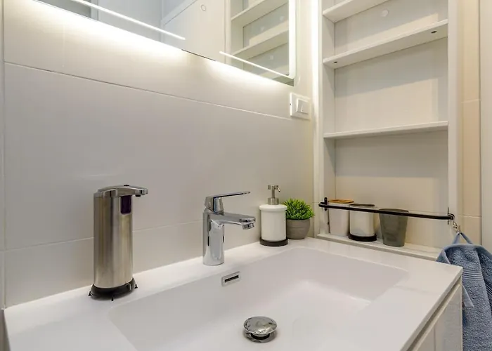 Sabena With Private Whirlpool דירה פורץ