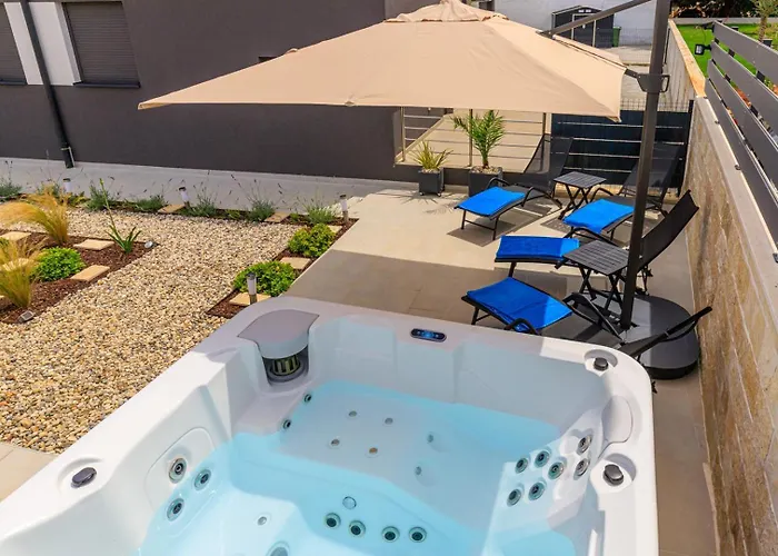 Sabena With Private Whirlpool 아파트 포레치